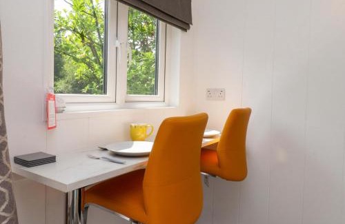 Knott End-on-Sea House | Shepherds Hut 2