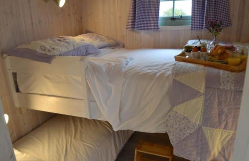 Bedfield House | Shepherds Hut 5