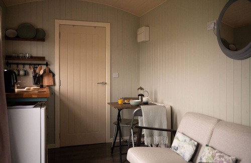 Omagh Cabin | Shepherds Hut Near Gortin Omagh