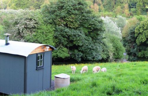 Slad House | Shepherds Hut Slad Valley Cotswolds