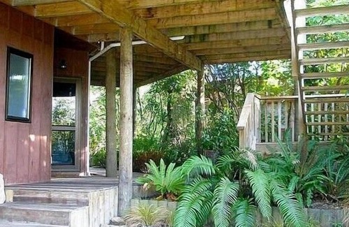 Kuratau Cottage | SHEPHERDS REST - KURATAU HOLIDAY HOME, family friendly in Omori