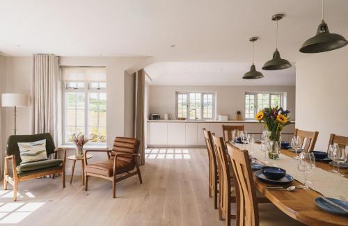 Windermere Villa | Shepherds Rock and Gilpin Rooms