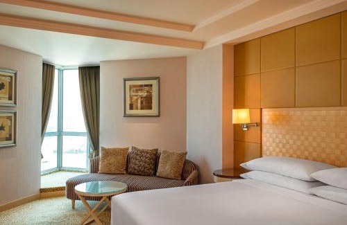 Manama Hotel | Sheraton Bahrain Hotel