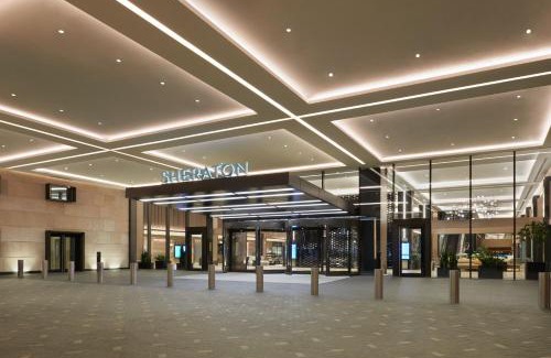 Financial District Hotel | Sheraton Centre Toronto Hotel