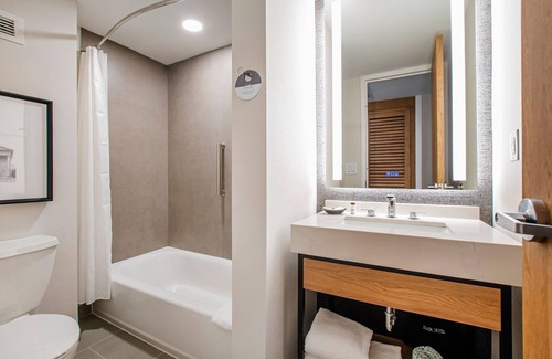 Chapel Hill Hotel | Sheraton Chapel Hill Hotel