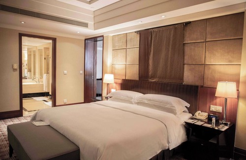 Houjie Hotel | Sheraton Dongguan Hotel – free shuttle to Canton Fair for In-house Guest
