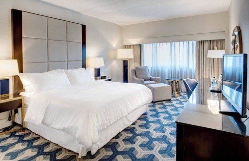 Eatontown Hotel | Sheraton Eatontown Hotel