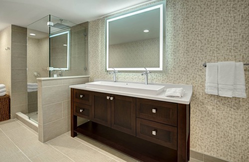 Eatontown Hotel | Sheraton Eatontown Hotel