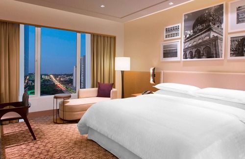 Nanakram Guda Hotel | Sheraton Hyderabad Hotel