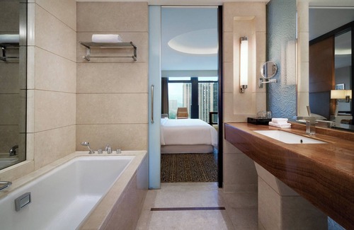 Lixia District Hotel | Sheraton Jinan Hotel