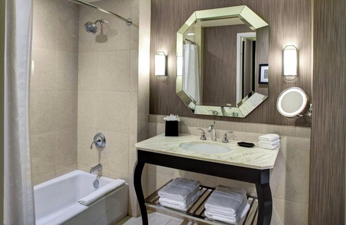 McKinney Hotel | Sheraton McKinney Hotel