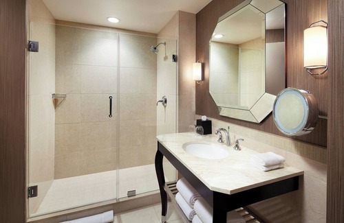 McKinney Hotel | Sheraton McKinney Hotel