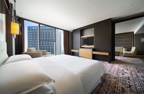 Pudong Hotel | Sheraton Shanghai Waigaoqiao Hotel