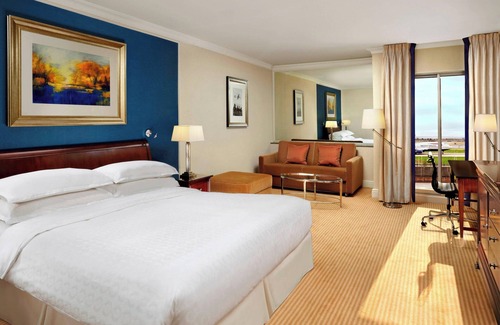 Harlington Hotel | Sheraton Skyline Hotel London Heathrow