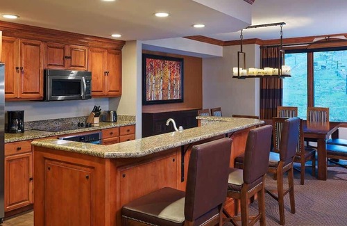 Steamboat Springs Condo | Sheraton Steamboat Resort Villas | Hotel Room