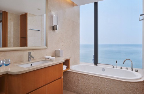 Fushan Resort | Sheraton Yantai Golden Beach Resort