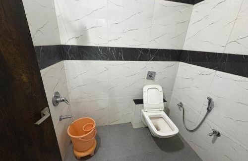 Abu Road Hotel | Shere Punjab Hotel & Restaurant