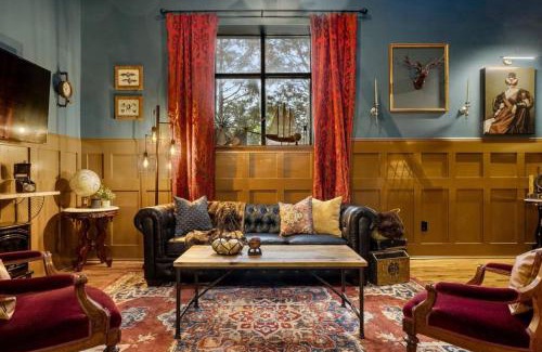 Columbia Apartment | Sherlock - The Vestry on Read