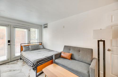 Sherman Oaks Apartment | Sherman Oaks Hideaway Lush Grounds, Shared Pool!