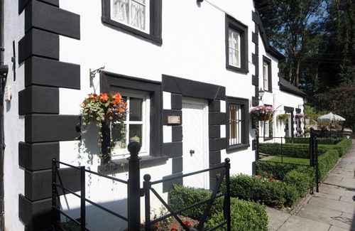 Llangadog Cottage | Sherrifs Lodge - HW7730