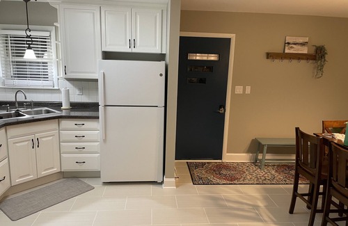 Wheeling House | Sherwood Cottage - Renovated