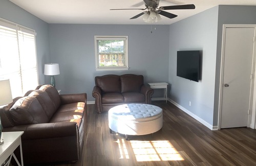 Goldsboro House | Sherwood - Entire house - Cozy, Comfortable, Clean