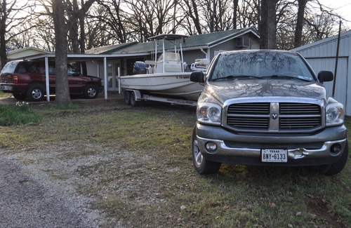 Gordonville House | Sherwood Oaks Lodge Sleeps 4-5.