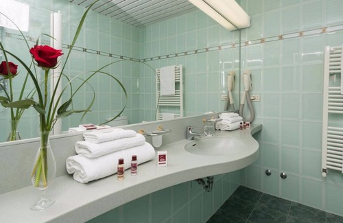 Riale Hotel | SHG Hotel Bologna