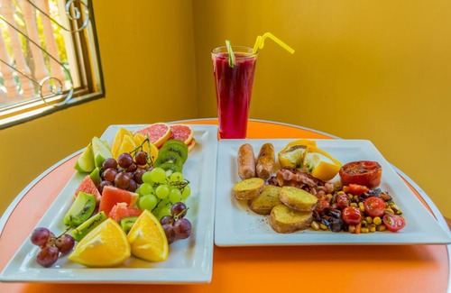 Kampala Hotel | SHINE COUNTRY RESORT HOTEL