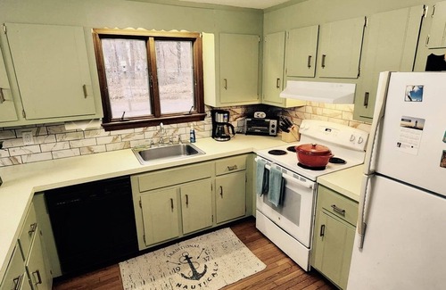 Marstons Mills House | Shining Sea Oasis