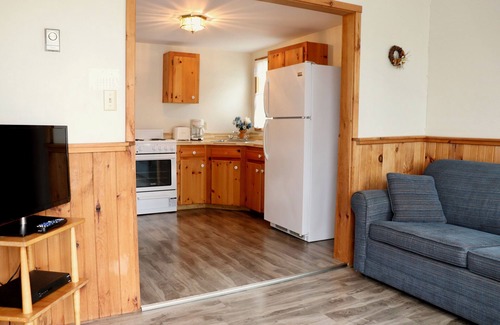 Green Gables Other | Shining Waters Cottages