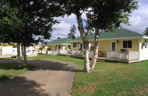 Green Gables House | Shining Waters - Ingleside Cottages