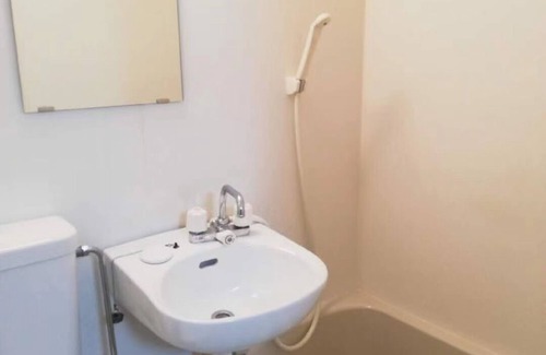 Nishi-Shinjuku Apartment | Shinjuku 1 room apartment with bathroom and toilet, 7 minutes walk from station!