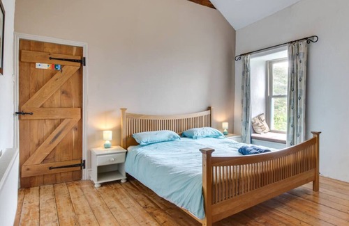 Bishopston House | Ship Cottage in the beautiful Southgate