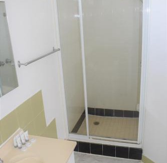 Yarram Hotel | Ship Inn Motel