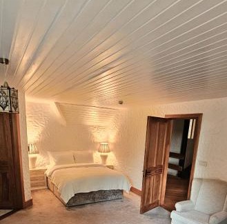 Innishannon Villa | Shipool Lodge-Luxury Retreat