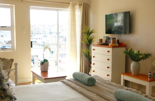 Saint Francis Bay Apartment | Ships Bell 4B