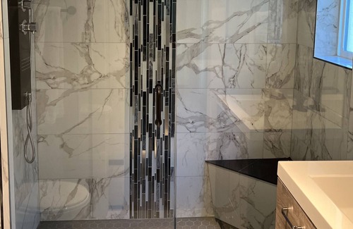 Fanny Bay House | Ships Point Wellness