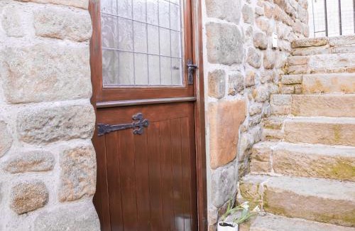 Holestone Moor House | Shire Cottage at Top Butterley Farm