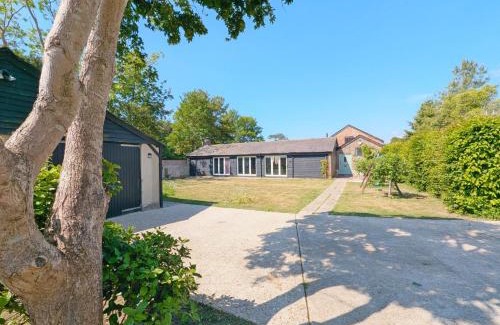 Westbourne House | Shires Barn Farmhouse - Westbourne