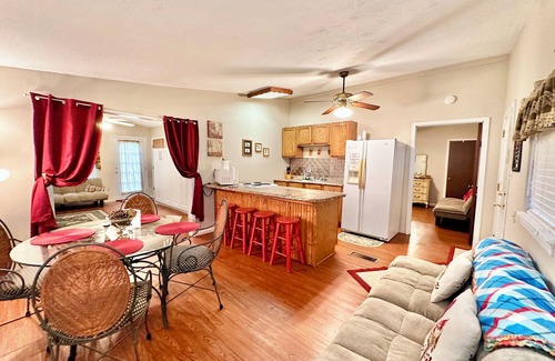 Negreet Cabin | Shirley's Place- Cozy Waterfront Lake Cabin with Dock & Boat Launch.