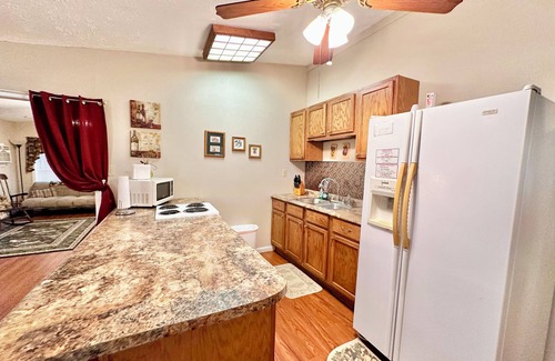 Negreet Cabin | Shirley's Place- Cozy Waterfront Lake Cabin with Dock & Boat Launch.