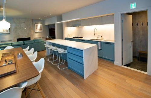 Hirafu House | Shirokuma Chalets