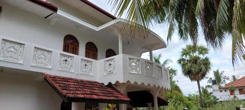 Manmunai North House | Shiven Homestay
