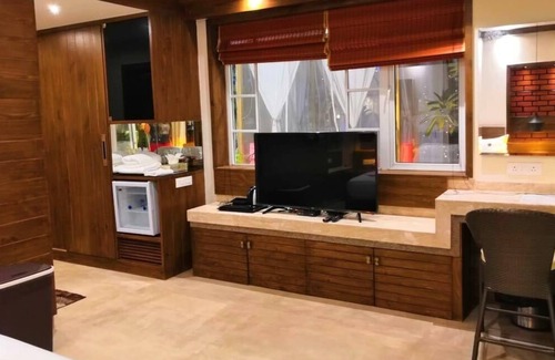Sinquerim House | Shivers Oasis Super Delux Luxury Suite 1 (5mins away from the beach)