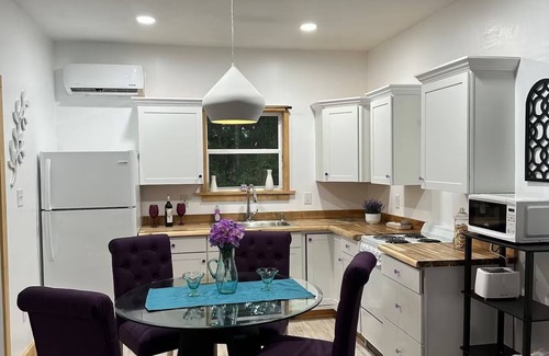 Fluker Cottage | SHL- Lilac Wisteria Cottage