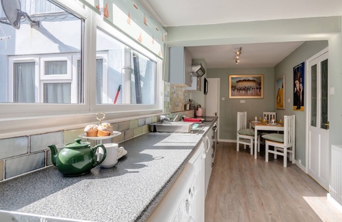 Overstrand House | Shoal Cottage - Four Bedroom House, Sleeps 8