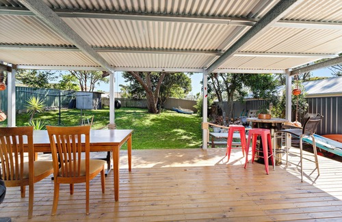 Shoalhaven Heads House | Shoalhaven Heads, River Cottage, Pet friendly, Early check in, late check out