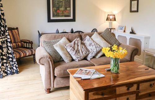 Ardgroom House | SHOEMAKER'S REST, pet friendly, with open fire in Ardgroom Village
