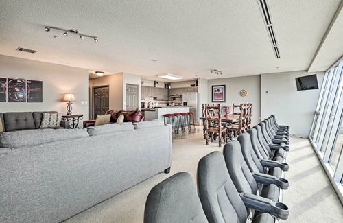 Fort Worth Condo | Shop & Dine: Fort Worth Condo w/Racetrack Views!